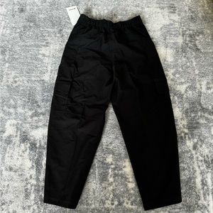NWT Lululemon Light Utlitech Cargo Pocket High-rise Pants